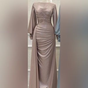 Maxi long sleeve dress